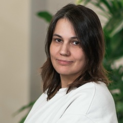 Юлия Любомирова, Санкт-Петербург