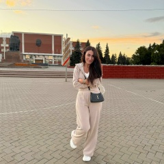 Анюта Денисова, 18.11.1923, Орехово-Зуево