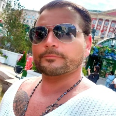 Роман Романов, Москва