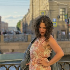 Юлия Исакова, Санкт-Петербург