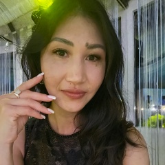 Жайнагуль Исенова, Омск