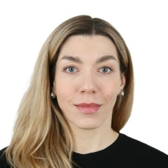 Валентина Бережнова, Москва