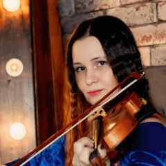 Юленька Чалова, Санкт-Петербург