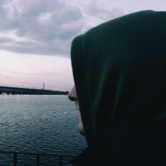 Влад Глухарёв