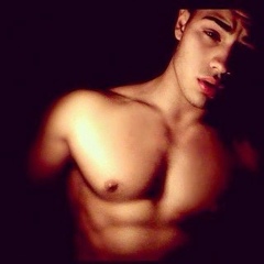 Макс Умурзаков, Санкт-Петербург