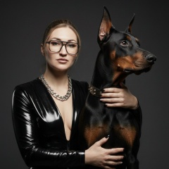 Ксения Полина, Фабричный