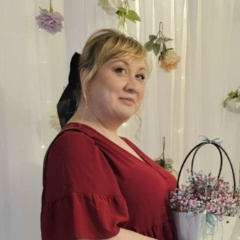 Нина Захарьева, Псков