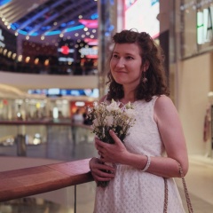 Наташа Мозжухина, 31.10.1989, Москва