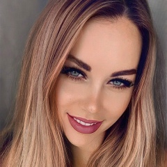 Оленька Киселева, 01.08, Москва