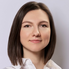 Люда Качаева-Абрамова, Москва