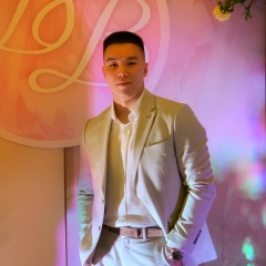 Ян Син, 30.04.1998, Санкт-Петербург