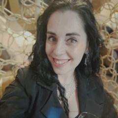 Олька Овчинникова, Санкт-Петербург