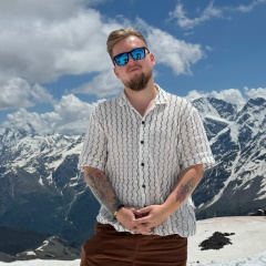 Анатолий Азовсков, Санкт-Петербург