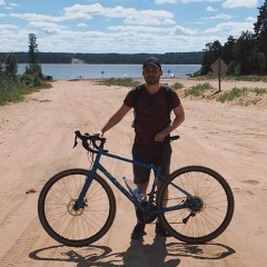 Илья Захаров