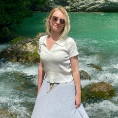 Женек Алесенко, Москва