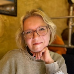 Елена Теплова, Санкт-Петербург