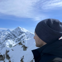 Дмитрий Шувалов