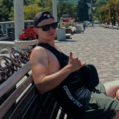 Дмитрий Макарьев