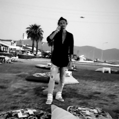 Kaya Burak, Kuşadası