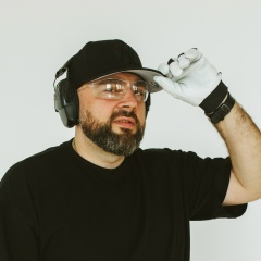 Антон Раков