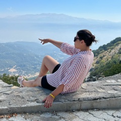 Елена Ураева