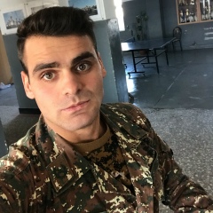 Levon Mkrtchyan, Ереван