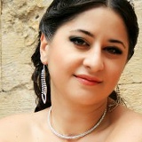 Nini Topuria, Тбилиси