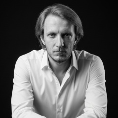 Вячеслав Емельянов
