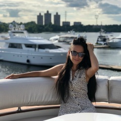 Ольга Ларионова, Санкт-Петербург