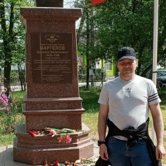 Александр Антонов, Санкт-Петербург