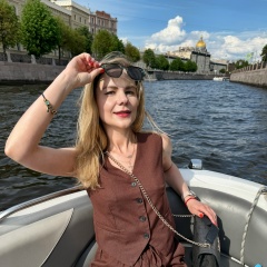 Анна Королева, 01.02