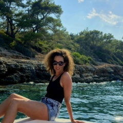 Юля Щеголева, Санкт-Петербург