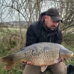Миша Цьока, 25.04, Praha
