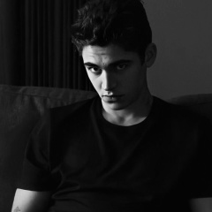 Хиро Тиффин