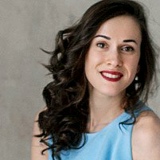 Ирина Жвалевская, 14.01, Санкт-Петербург