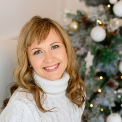 Юлия Комарова