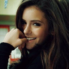 Елена Гилберт, 12.12, New York City