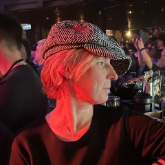 Елена Кириллова, 19.04.1978, Санкт-Петербург