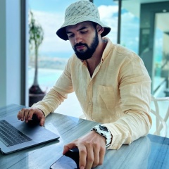 Денис Жавнерович, 27.10, Москва