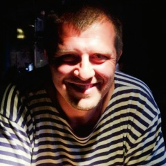 Александр-Юстас Холод, 01.04.1978