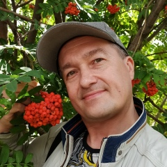 Павел Старков