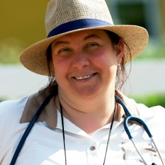 Вероника Кемурджиан, Санкт-Петербург