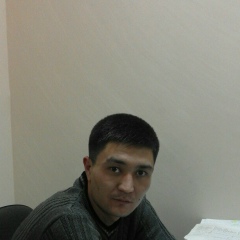 Бахытжан Момаханов, Алматы