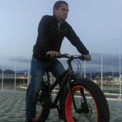 Влад Бондаренко, Таганрог