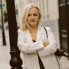 Олеся , 26.08, Москва