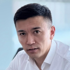 Ермек Дюзкенев, Усть-Каменогорск