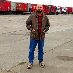 Максим Каримов, Москва