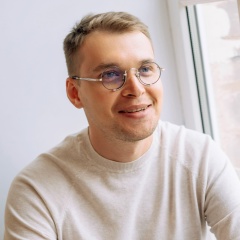 Виталий Мартынов