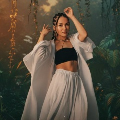 Рена Бессонова, Санкт-Петербург