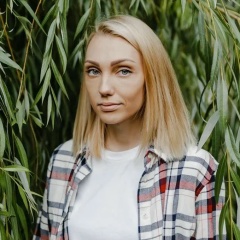 Аня Сергеева, 10.05.1990